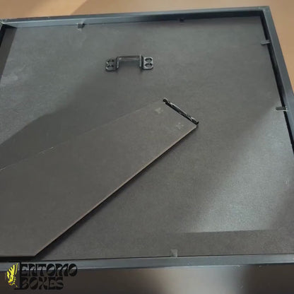 Deep Shadow Frame